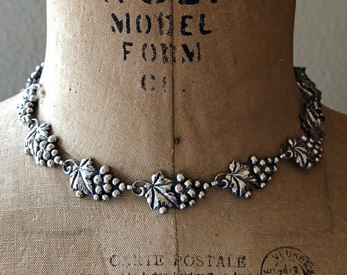 Unique vintage 1940s Danecraft Sterling Silver Repousse Grape Motif elegant stamped Choker Necklace