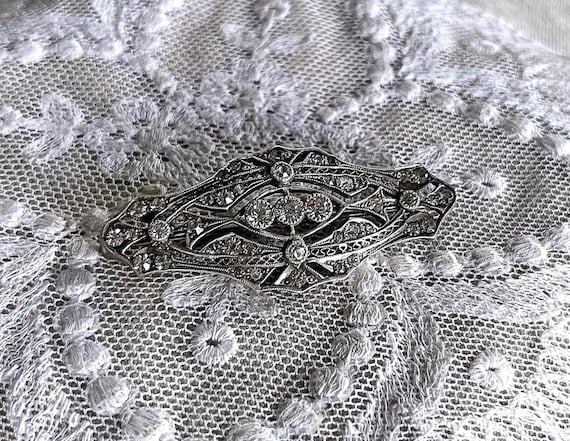 Art Deco 1930s-40s Sterling Silver Faceted Paste Stone accented hallmarked statement Brooch