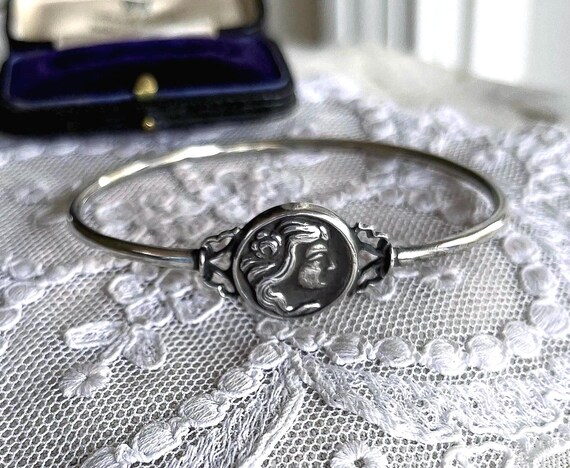 Rare antique 1900s Art Nouveau Sterling Silver figural Woman beautiful hallmarked Bangle Bracelet