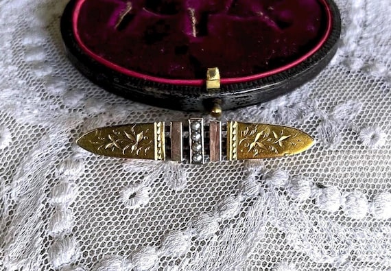 Victorian 9k Gold Seed Pearl Brooch: Ornate Antique Jewelry