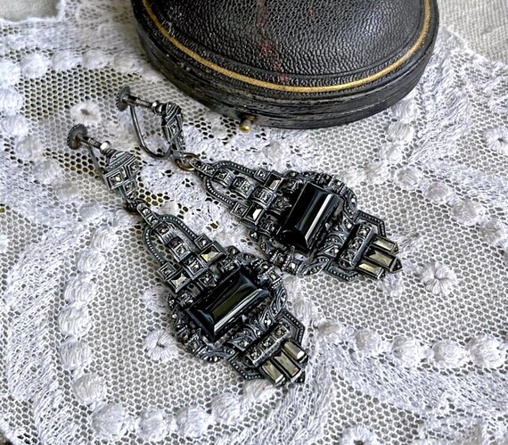 Magnificent antique 1920s Sterling Silver genuine Onyx brilliant faceted Marcasite accented beautiful hallmarked Screw Back Drop Earrings