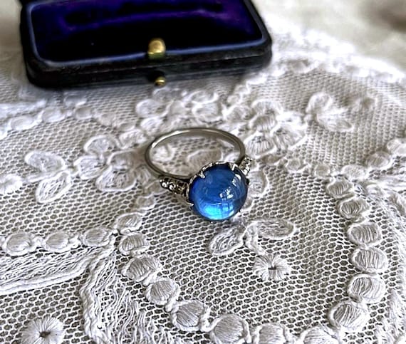 Fabulous vintage Art Deco 1930s Sterling Silver brilliant round Sapphire Blue glass Paste Stone accented size 7 Hallmarked Cocktail Ring