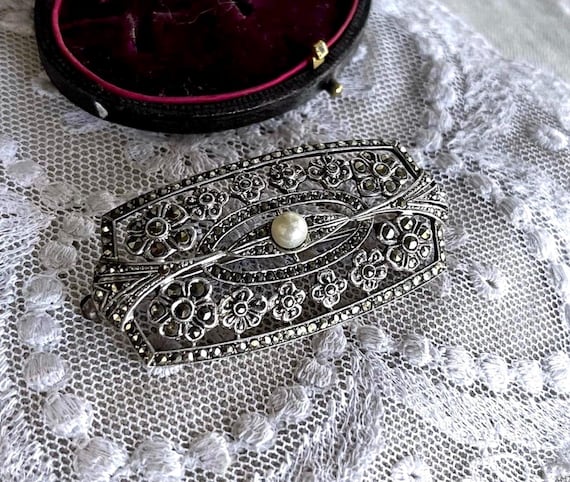 Art Deco 835 Silver Brooch: Marcasite & Cultured Pearl Statement Jewelry