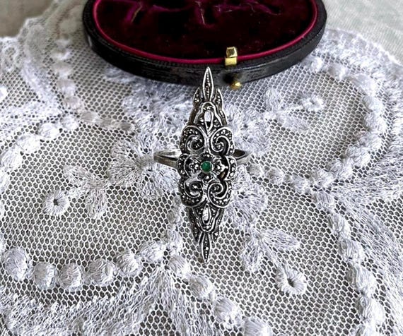 Rare antique 1920s Art Deco Sterling Silver genuine Chrysoprase Cabochon faceted Marcasite accented fabulous hallmarked Cocktail Ring