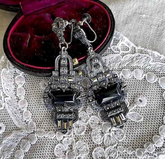 Magnificent antique 1920s Sterling Silver genuine Onyx brilliant faceted Marcasite accented beautiful hallmarked Screw Back Drop Earrings