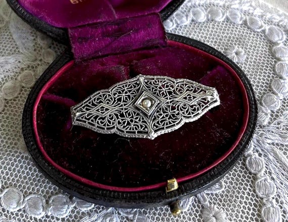 1930s Art Deco Sterling Silver Filigree Brooch: Seed Pearl Lapel Pin