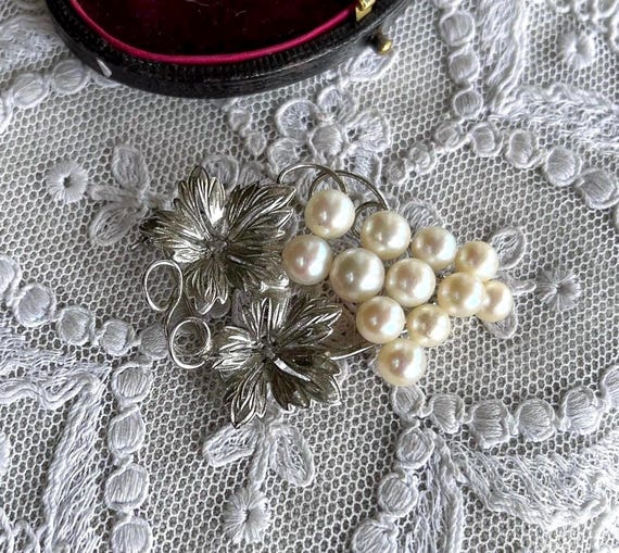 Sophisticated vintage 1940s Mid Century Sterling Silver genuine Cultured Pearl accented romantic Floral Motif handcrafted Brooch