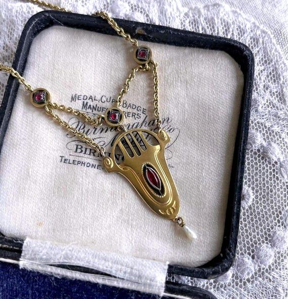 Antique Victorian Pinchbeck Garnet Paste & Pearl Festoon Necklace