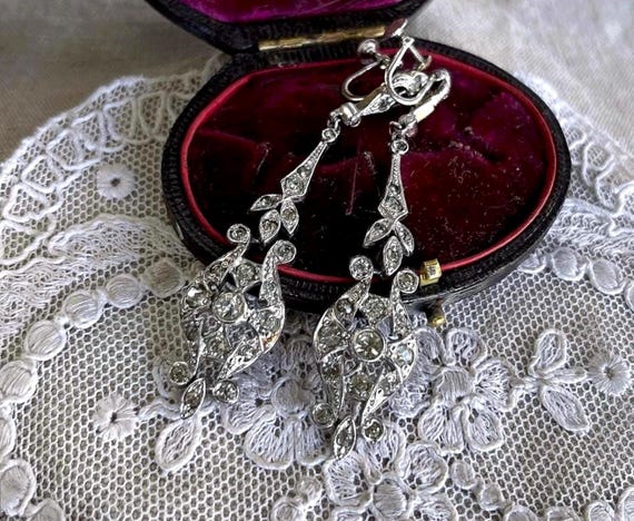 Divine 1930s Art Deco Rhodium Plated faceted Paste Stone accented Screw Back Drop Earrings