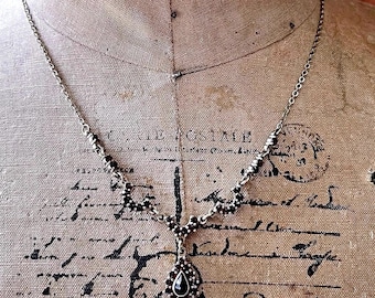 Bohemian Revival Jablonec nad Nisou Czechoslovakia Sterling Silver vermeil Rose Cut Pyrope Garnet hallmarked Collier Necklace