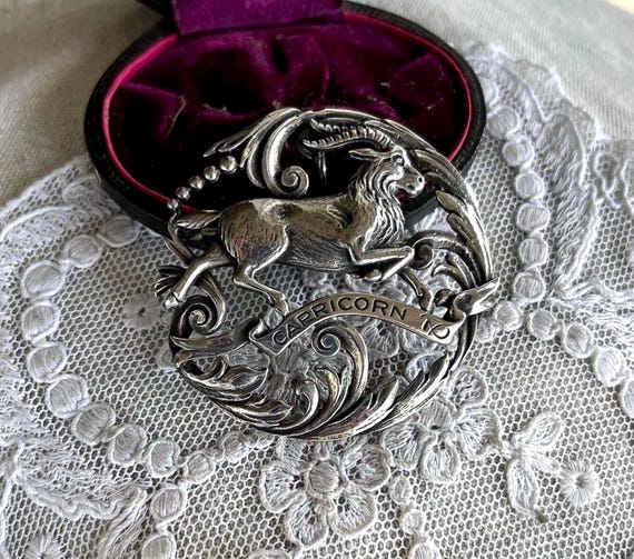 Unique vintage 1940s Fatelli Peruzzi Italy Sterling Silver Capricorn gorgeous hallmarked Statement Brooch