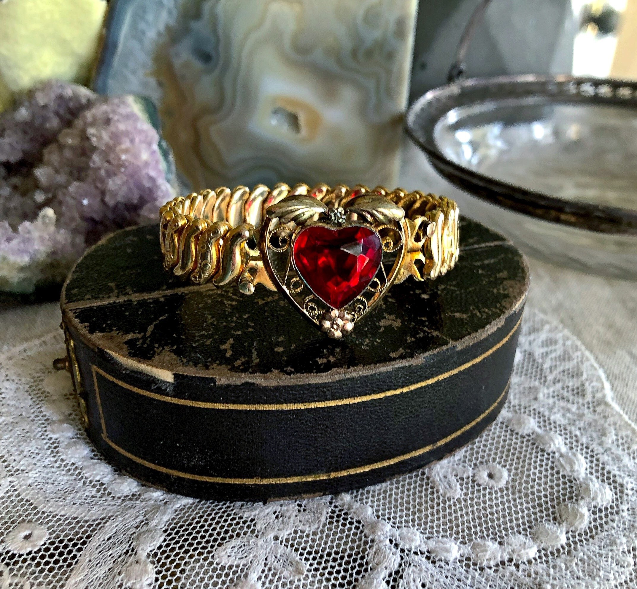 Vintage Mid Century 1940s WWII Brown and Gold Jewelry Co Vintage Mid Century 1940s WWII Brown and Gold Jewelry Co