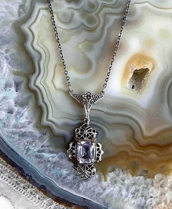 Delicate antique Edwardian 1910s Rhodium Plated Silver tone brilliant faceted Alexandrite Paste Stone exquisite stamped Pendant Necklace