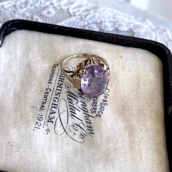 Elegant vintage Estate brilliant 10K Rose and Yellow Gold Brilliant faceted Amethyst Purple Paste Stone hallmarked size 4.5 Cocktail Ring