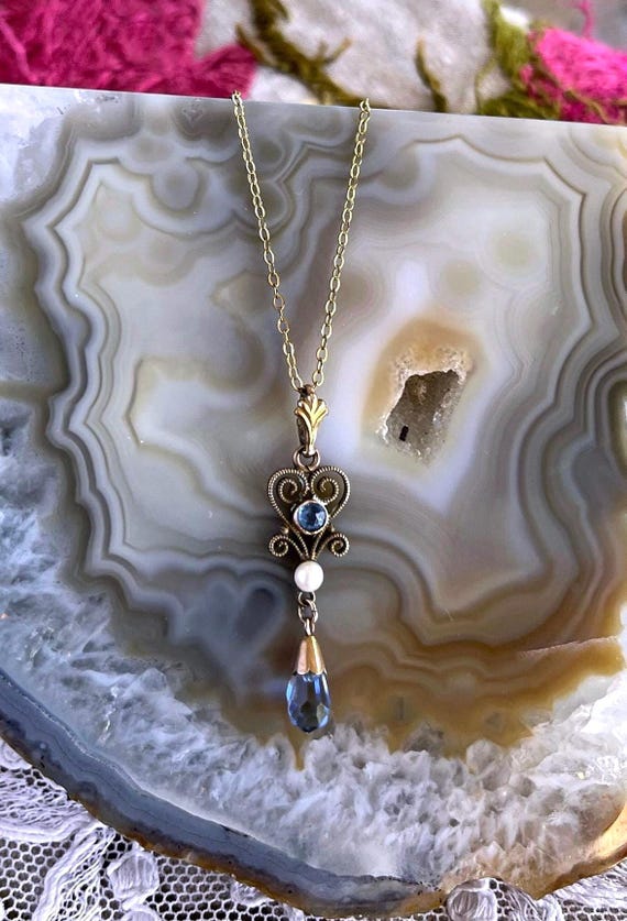 Edwardian 1910s Gold filled faceted Sapphire Blue Paste Stone genuine Pearl accented Pendant Necklace