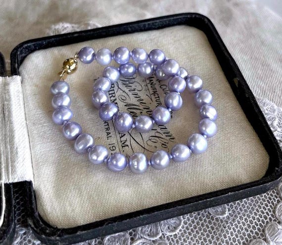 Vintage Jacmel Mauritius 14K Gold genuine hand knotted Lavender Freshwater Pearl fine hallmarked Bracelet