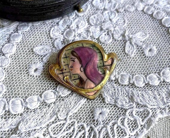 Rare antique Art Nouveau 1900s Pinchbeck hand painted porcelain Maiden Floral Motif portrait Scatter Pin