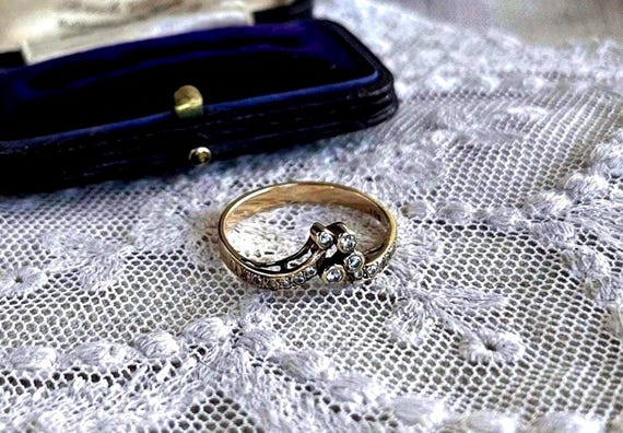 Vintage 9K Yellow Gold Moissanite Cocktail Ring - Size 7.5