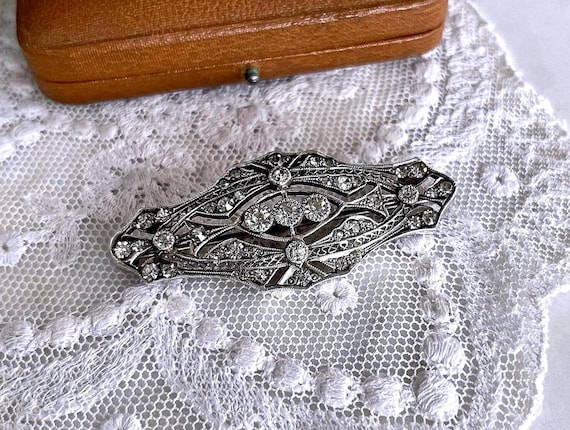 Art Deco 1930s-40s Sterling Silver Faceted Paste Stone accented hallmarked statement Brooch