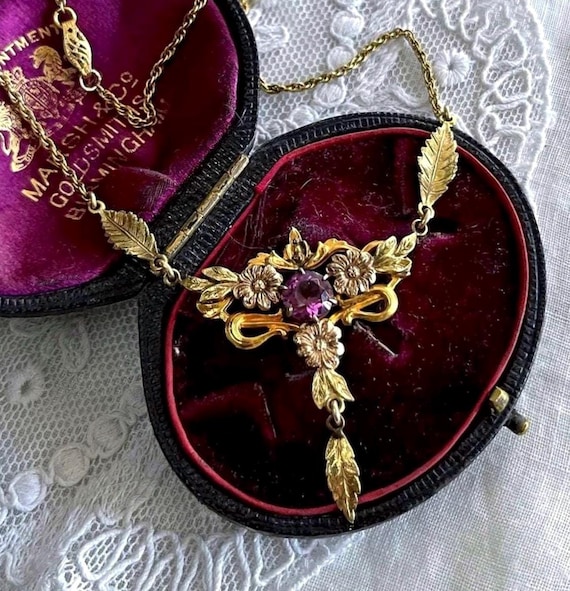Antique White Mfg. Co., J.J. Gold Filled Amethyst Purple Paste Stone accented hallmarked Collier Necklace