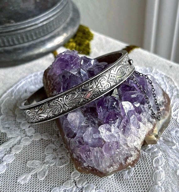 Antique B&B Bates and Bacon Sterling Silver enamel Victorian Aesthetic stamped Bangle Bracelet