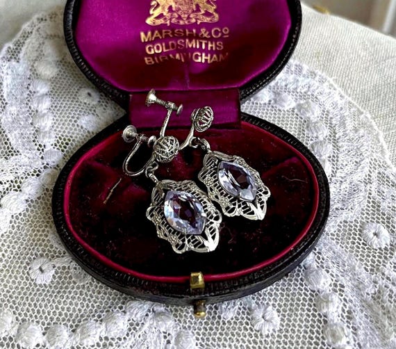 Pristine antique Edwardian Belle Époque 10K White Gold filigree fabulous faceted Paste Stone unsigned Screw Back Drop Earrings