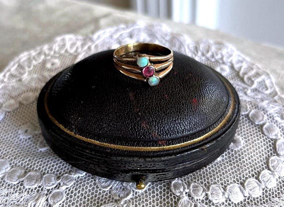 Splendid antique Victorian Aesthetic 10K Rose Gold genuine luminous Ruby and Opal seed beads beautiful size 6 Heirloom Statement Ring
