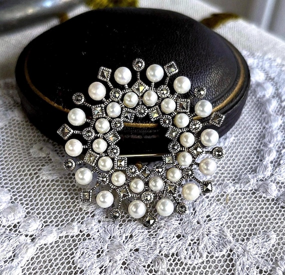 Vintage Art Deco Sterling Silver Pearl Marcasite Starburst Brooch