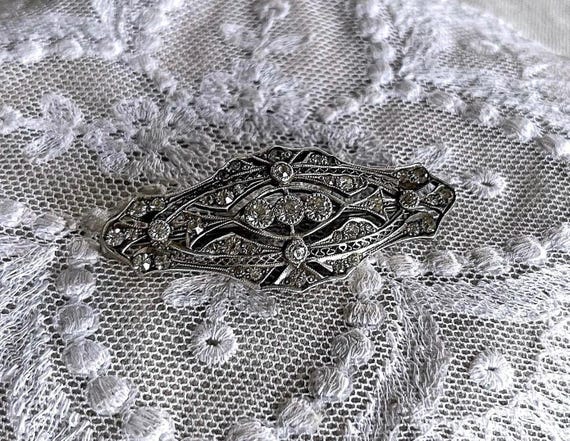 Art Deco 1930s-40s Sterling Silver Faceted Paste Stone accented hallmarked statement Brooch