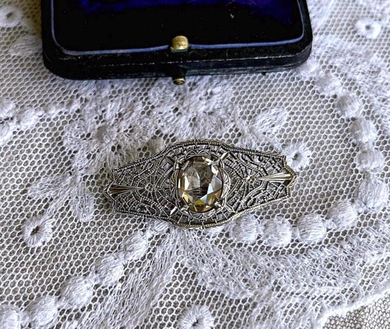 Delicate antique Edwardian John H. Peckham JHP Gold Pinchbeck filigree brilliant faceted Citrine Paste Stone hallmarked Lapel Brooch