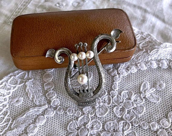 Vintage Sterling Silver Lyre Brooch: Art Nouveau Cultured Pearl Pin