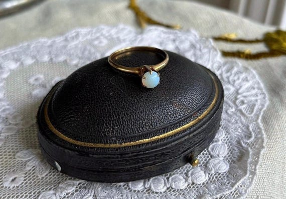 Sublime antique Victorian 14k Gold genuine luminous prong set Opal fine hallmarked size 7.5 Heirloom Solitaire Ring