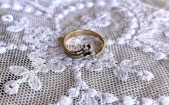 Vintage 9K Yellow Gold Moissanite Cocktail Ring - Size 7.5