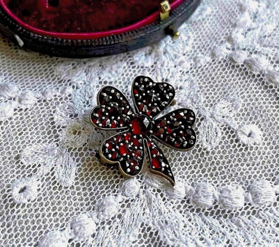 Antique Bohemian Garnet Clover Brooch: Gold Filled Pinchbeck Victorian Jewelry