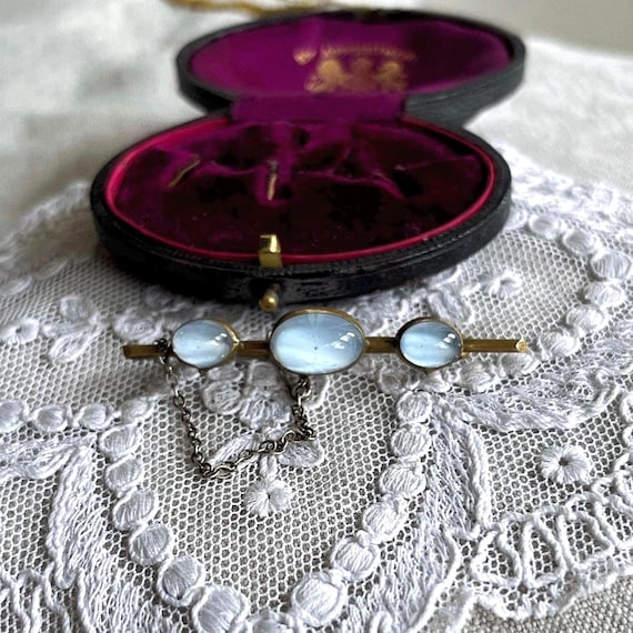 Antique Pinchbeck Moonstone Lapel Brooch: Victorian C Clasp Bar Pin