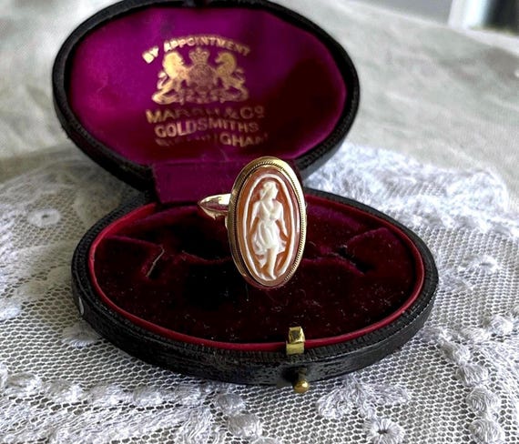 Ethereal vintage Victorian Revival solid 14K Gold genuine dancing Maiden carved Conch Shell ornate size 8 Statement Ring