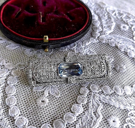 Vintage Art Deco Germany 835 Silver Aquamarine blue Spinel exquisite hallmarked filigree Statement Brooch