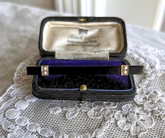 Antique Late Victorian 1800s 14K Yellow Gold Black Obsidian genuine Seed Pearl accented sublime Mourning Bar Brooch