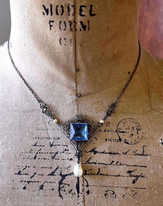 Antique Edwardian Sterling Silver Gold Pinchbeck Filigree faceted Sapphire Blue Paste Stone accented lovely Lavaliere Necklace
