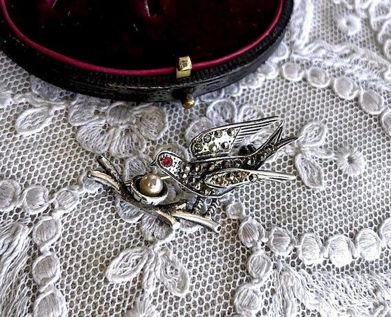 Vintage 835 Silver Bird Brooch: Garnet, Seed Pearl & Marcasite