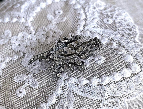Antique Victorian 1900s Sterling Silver dazzling Foil Back faceted Paste Stone accented exquisite stamped Rose Thistle Brooch