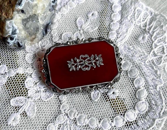 Vintage Art Deco 935 Silver Carnelian Marcasite Brooch