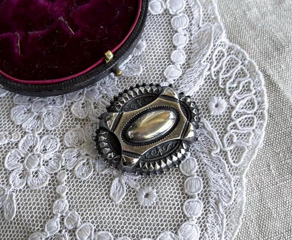 Antique Late Victorian Sterling Silver beautiful ornate Repousse hallmarked Lapel Brooch