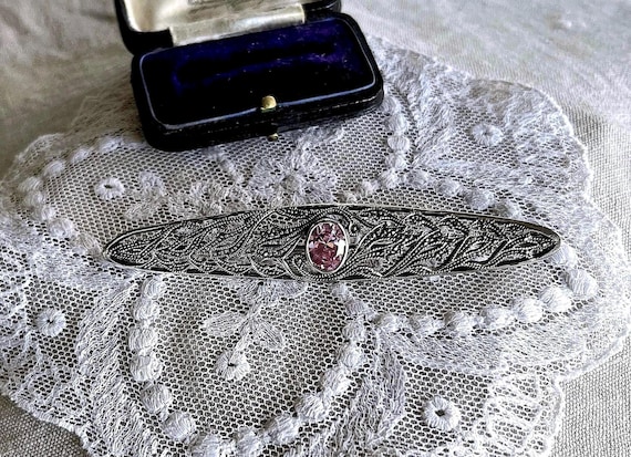 Vintage Art Deco Sterling Silver Amethyst  Stone brilliant faceted Marcasite Crystal accented lovely demure stamped Brooch