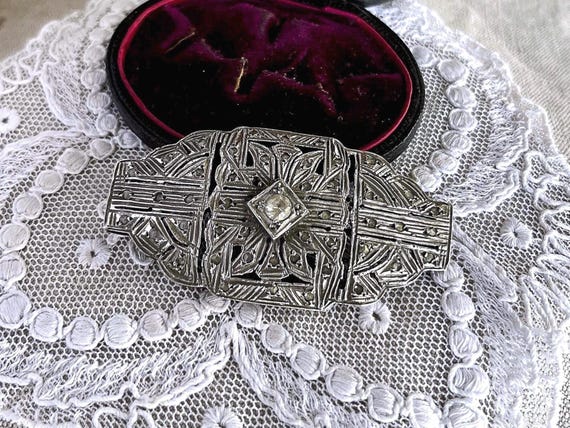 Antique Edwardian Sterling Silver Paste Stone Brooch: French Trombone Clasp