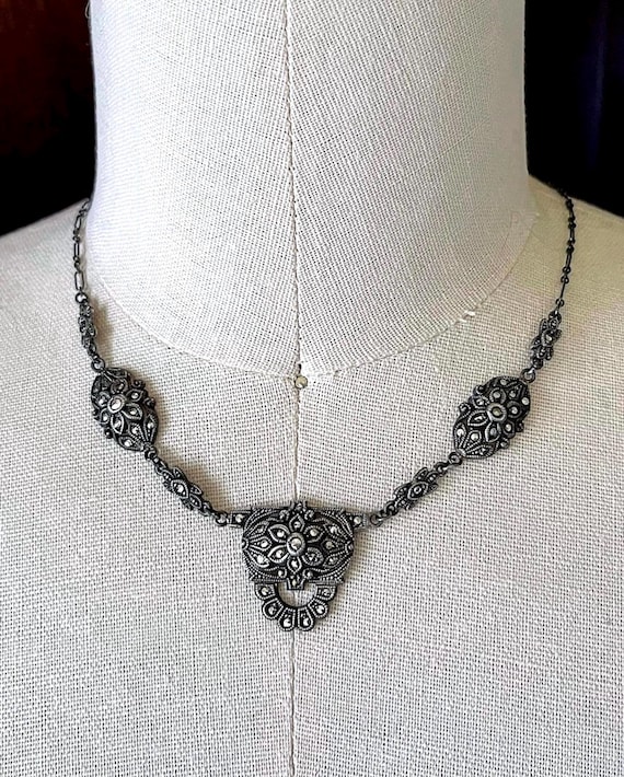 Majestic vintage Art Deco ornate Sterling Silver brilliant faceted marcasite accented Charming Choker Bib necklace