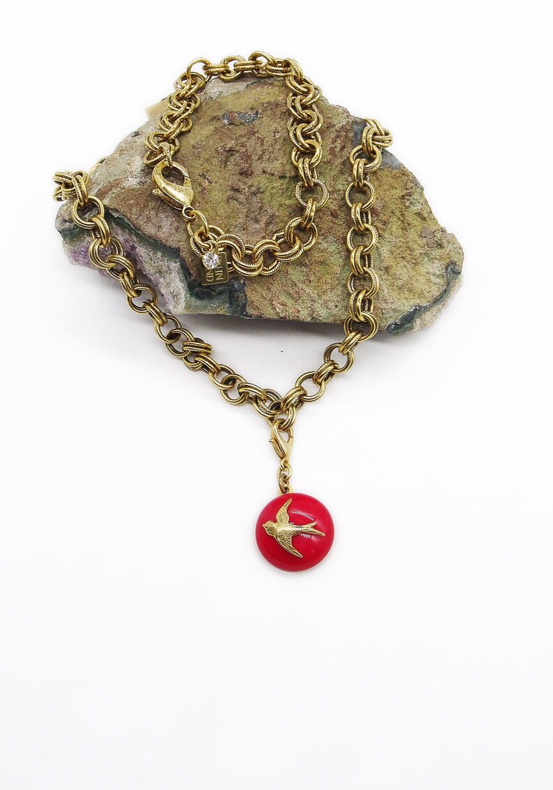 Vintage John Wind of Maximal Art retired gold tone double loop chain Red glass circle Bird accented pendant signed necklace bracelet set