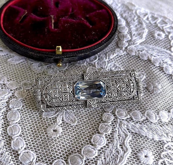 Vintage Art Deco Germany 835 Silver Aquamarine blue Spinel exquisite hallmarked filigree Statement Brooch
