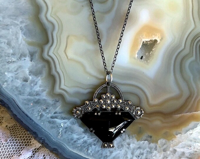 Lovely antique Art Deco circa 1920s Sterling Silver floral motif genuine Onyx gemstone Marcasite Crystal accented stamped Pendant Necklace