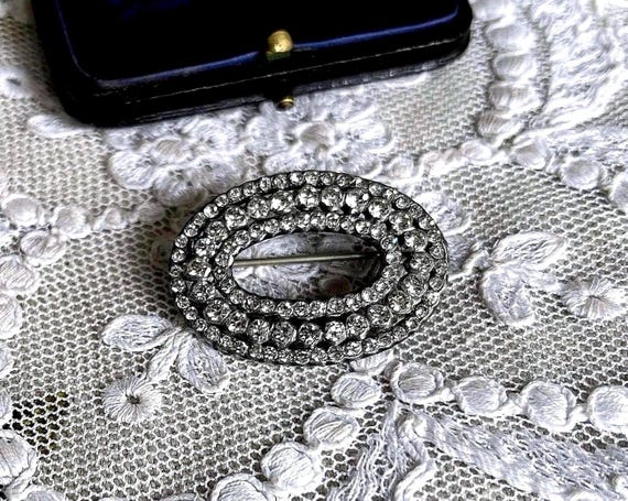 Dazzling French Art Deco Sterling Silver brilliant faceted Diamond Paste Stone gorgeous hallmarked Trombone Clasp Statement Brooch